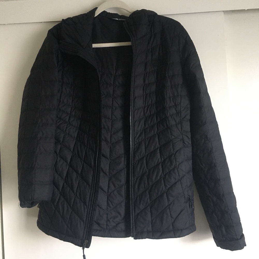 Black North Face puffer jacket